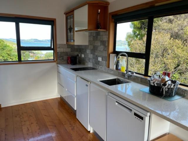 Treetops Cottage At The Castle Whitianga Buitenkant foto